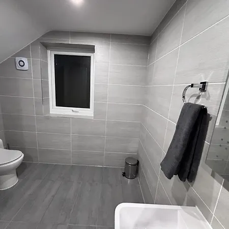Peaceful 4-bed House And Garden For Families, Dogs And Groups *