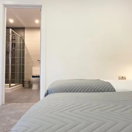 Peaceful 4-bed House And Garden For Families, Dogs And Groups *